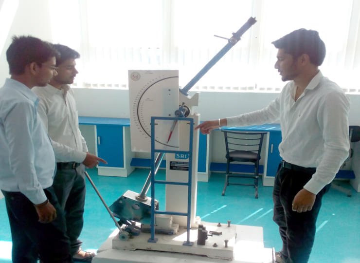 Glocal School of Science & Technology Saharanpur Labs and Library photo 18